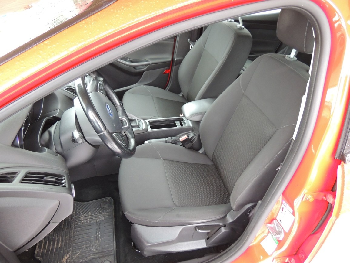 Ford Focus Combi 1.5TDCi,70kw,2017,výbava,ČR,1maj.-21%DPH - 13