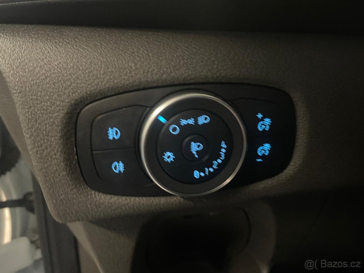 Ford Transit Custom 2,0TDCi 9Míst - 13