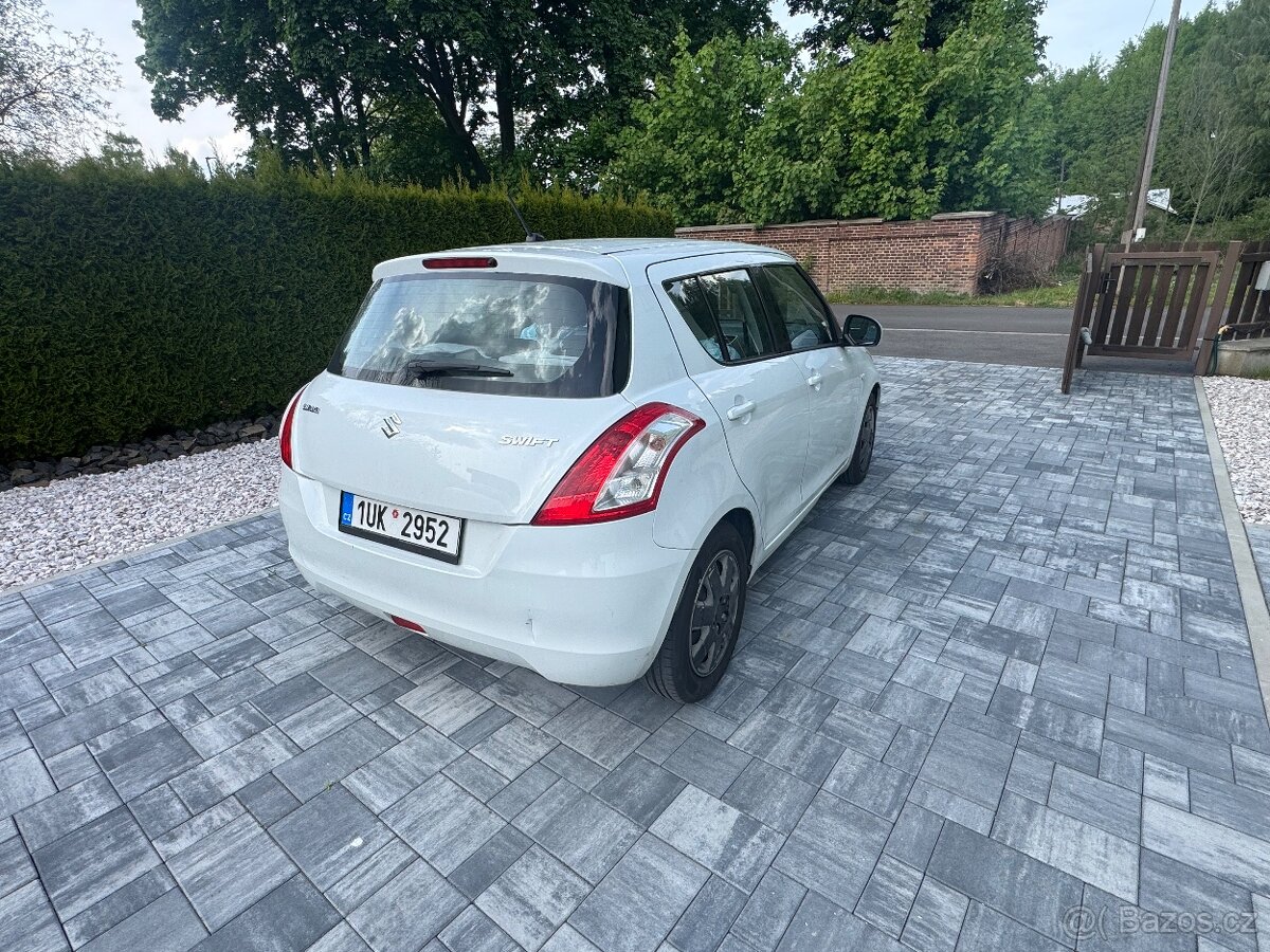 Suzuki Swift 1.2 - 13