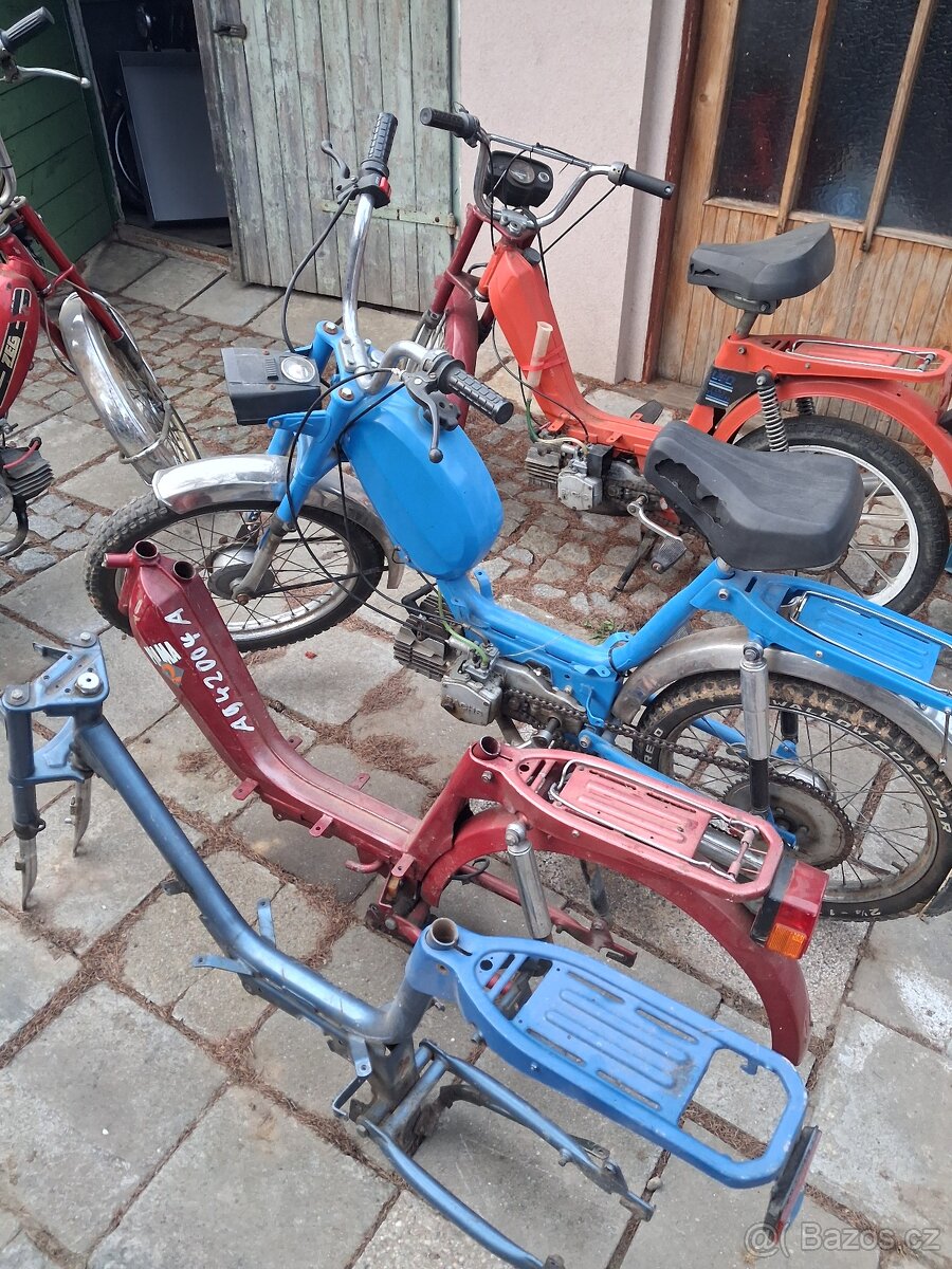 Mopedy Sachs a spousty dilu - 13