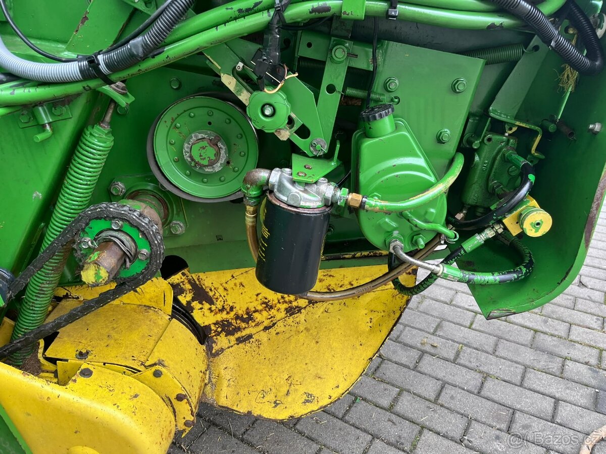 Lis na kulaté balíky JOHN DEERE 550 - 13