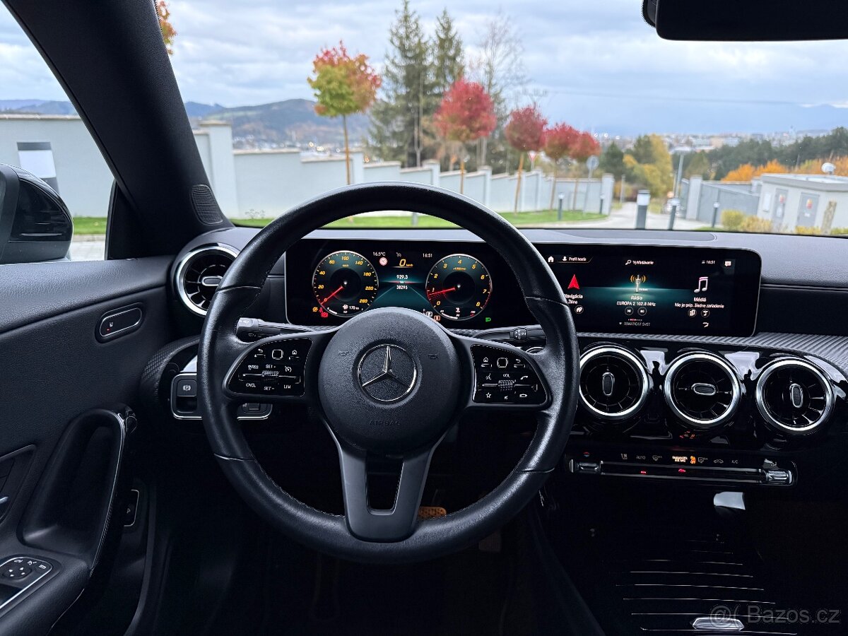 2021 Mercedes CLA benzin - 13