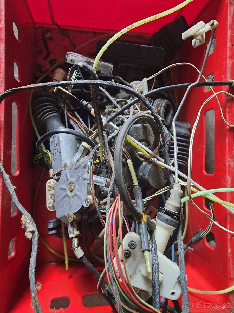 Díly Audi 80 B3 - 13