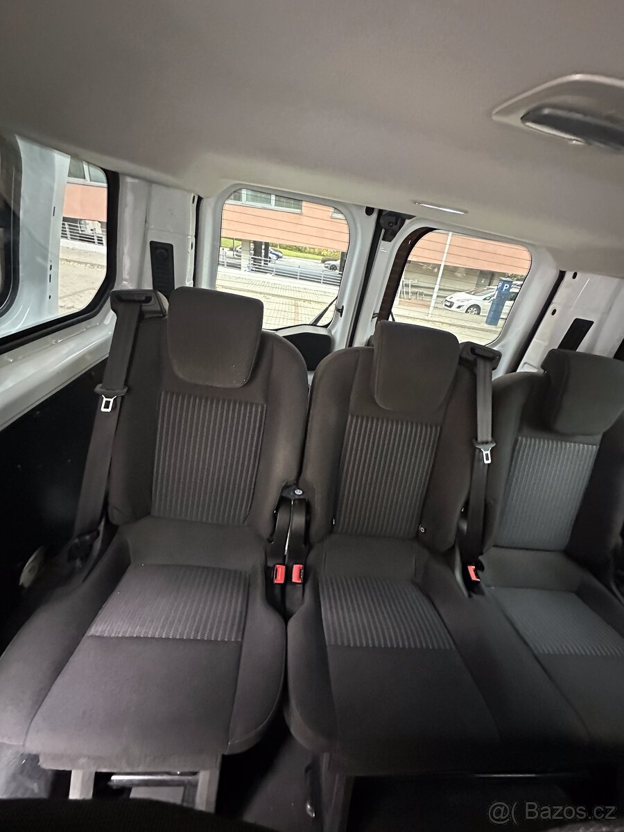 Ford Transit Custom - 13