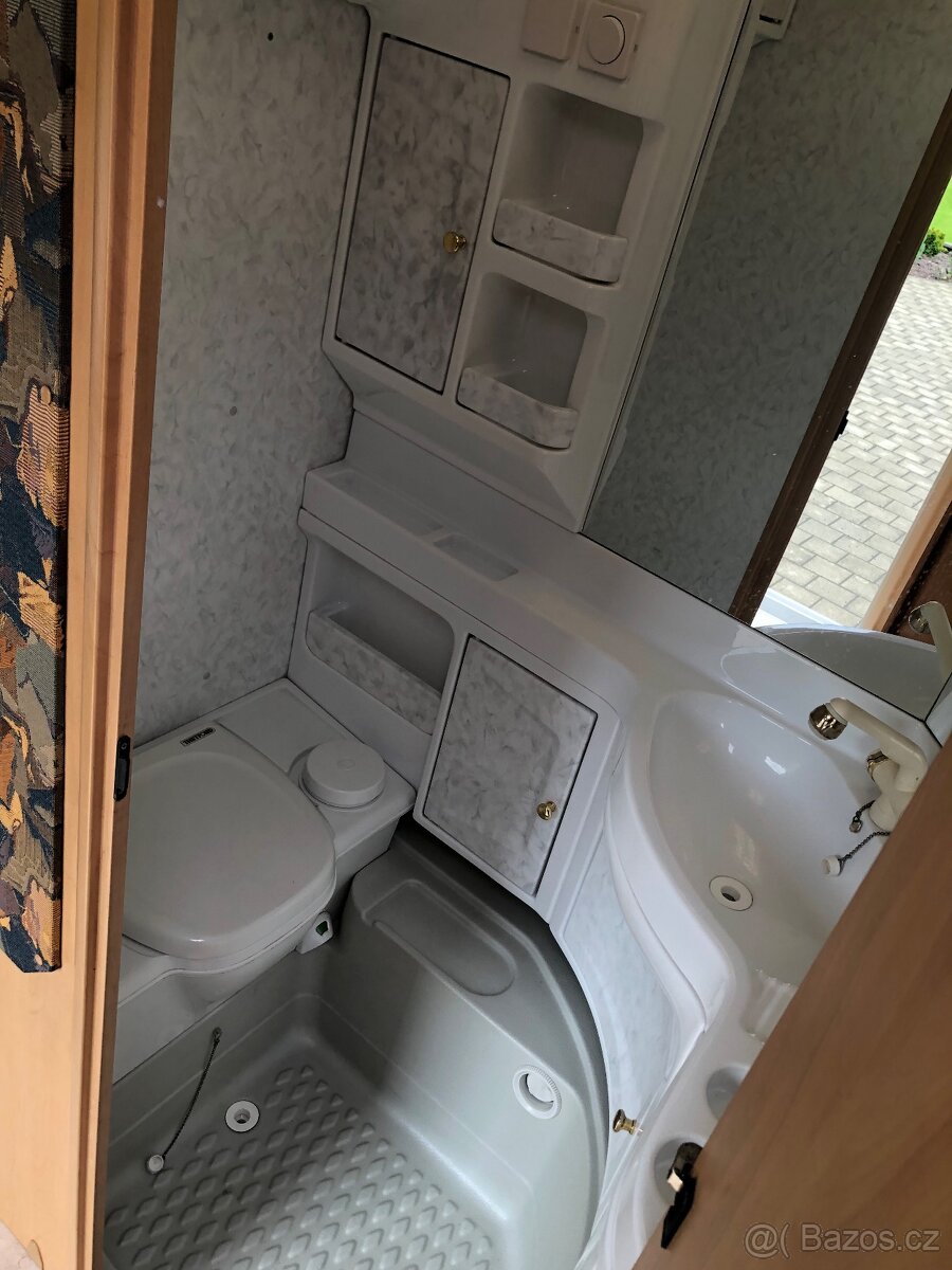 Hobby De Luxe 400 KB Palanda , Nosič kol - 13