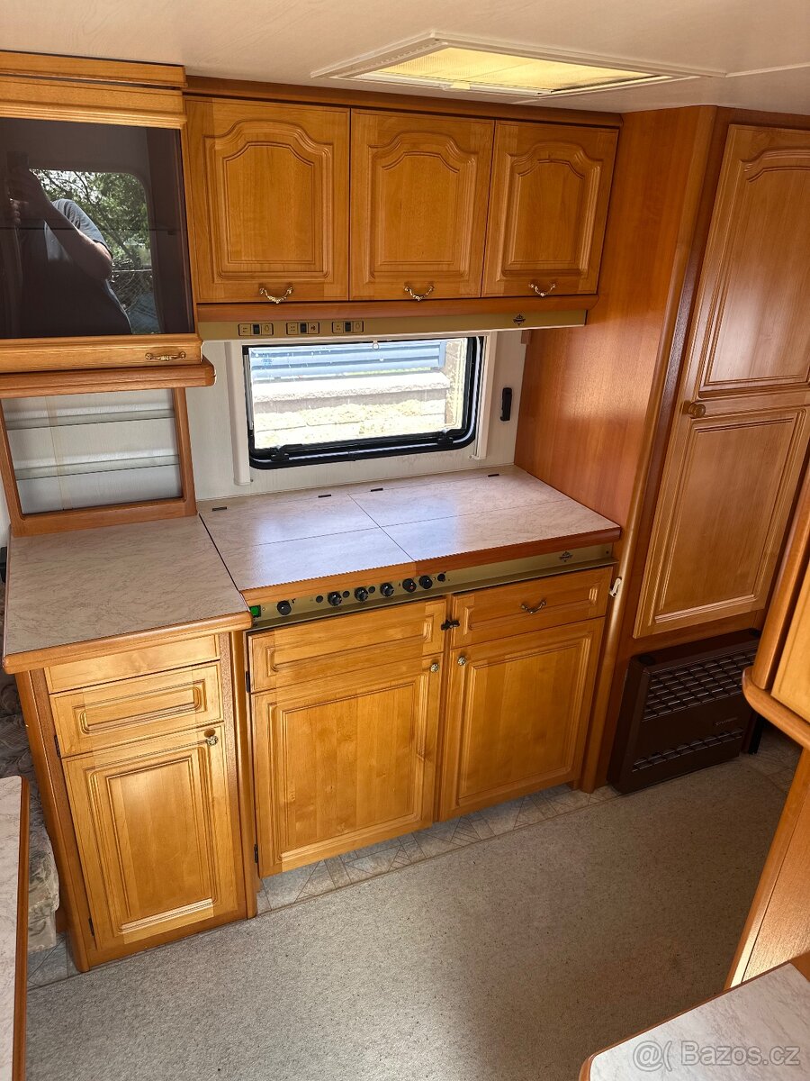 Karavan Hobby Prestige - Přídavná Střecha - 13
