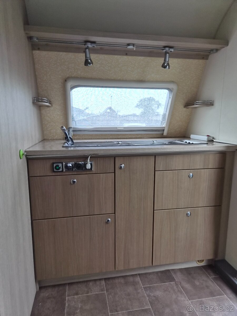 Karavan Bürstner Averso plus 410 - 13