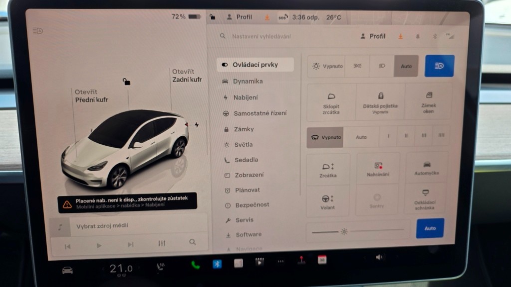 Tesla Model Y Long Range AWD DE | SoH 90.2 % | 2023 | 121 19 - 13
