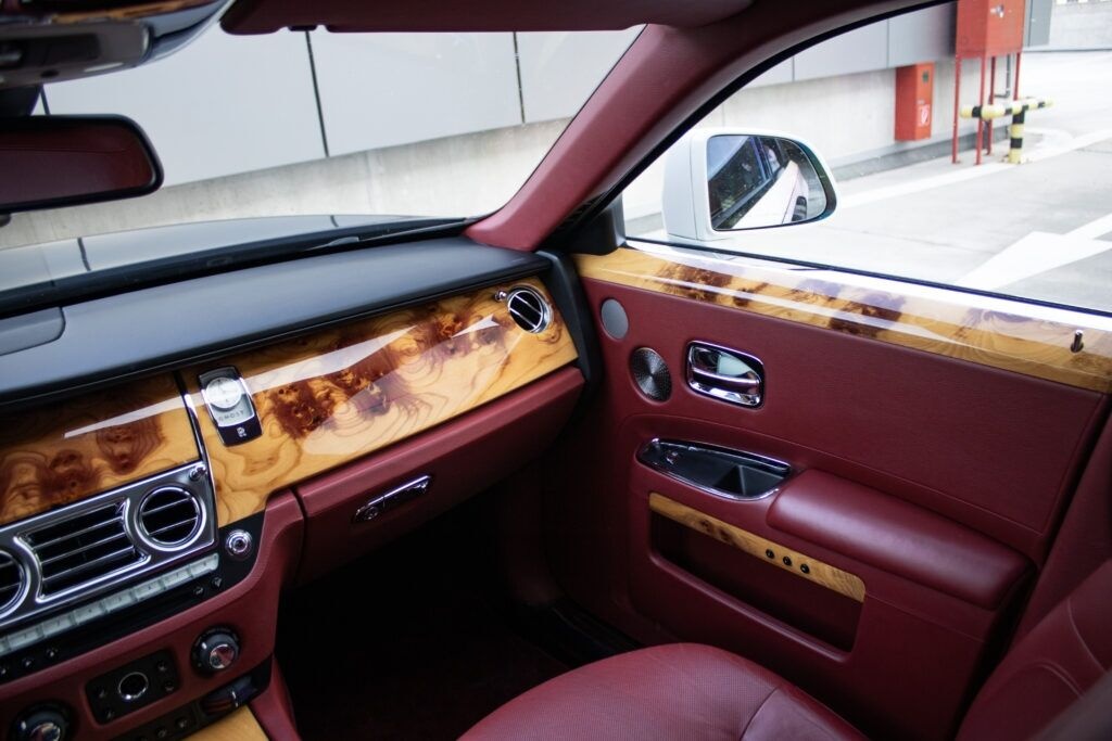 Rolls Royce Ghost 420kw - 13