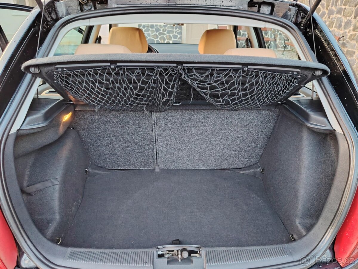 Prodám Škodu Fabii 1.4 16V 74kw ELEGANCE, rok výroby 2001 - 13