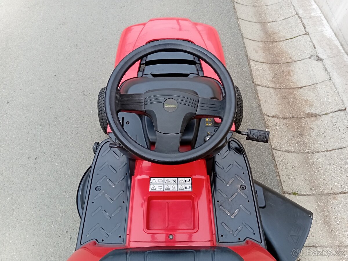 Prodám zahradní traktor Twin-Cut 12.5Hp - 13