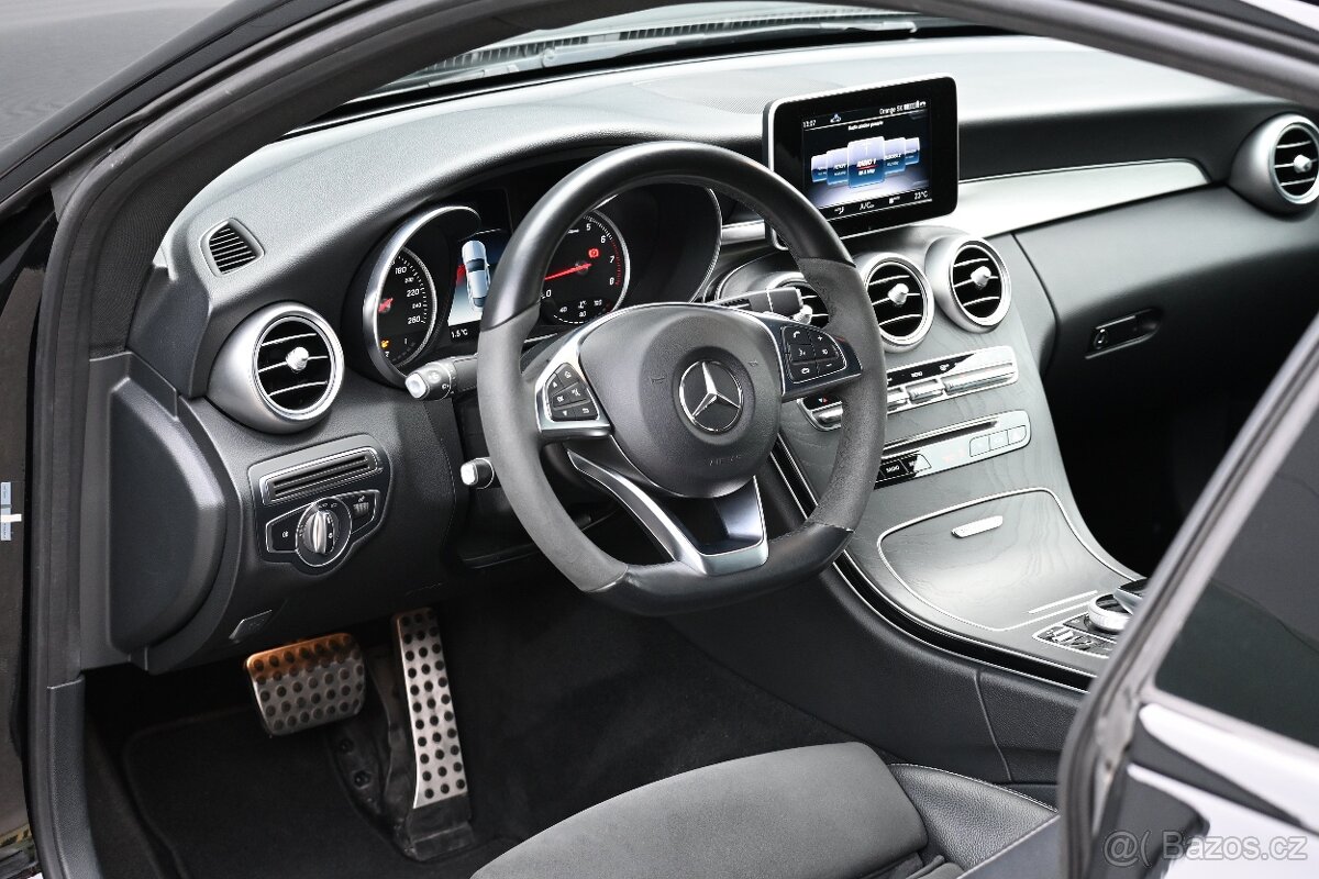 Mercedes-Benz C 250 Coupe AMG Night Edition - 13