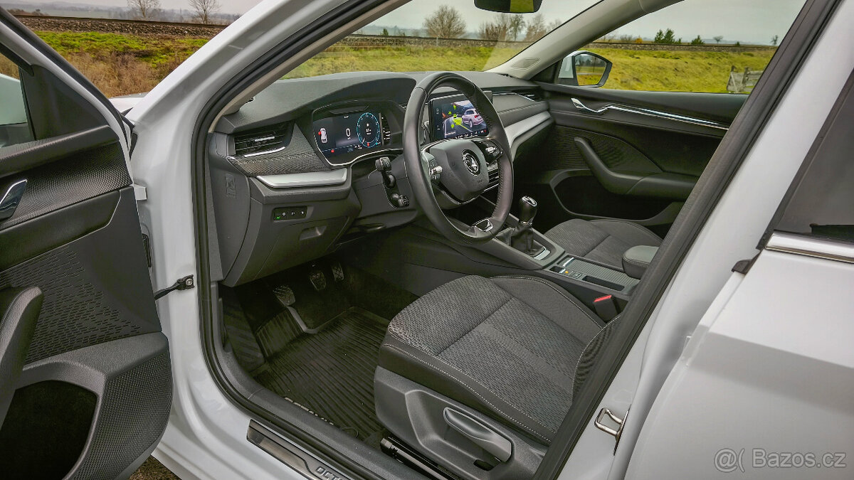 Škoda Octavia Combi 4 IV 2.0 TDI STYLE Plus ACC Matrix - 13