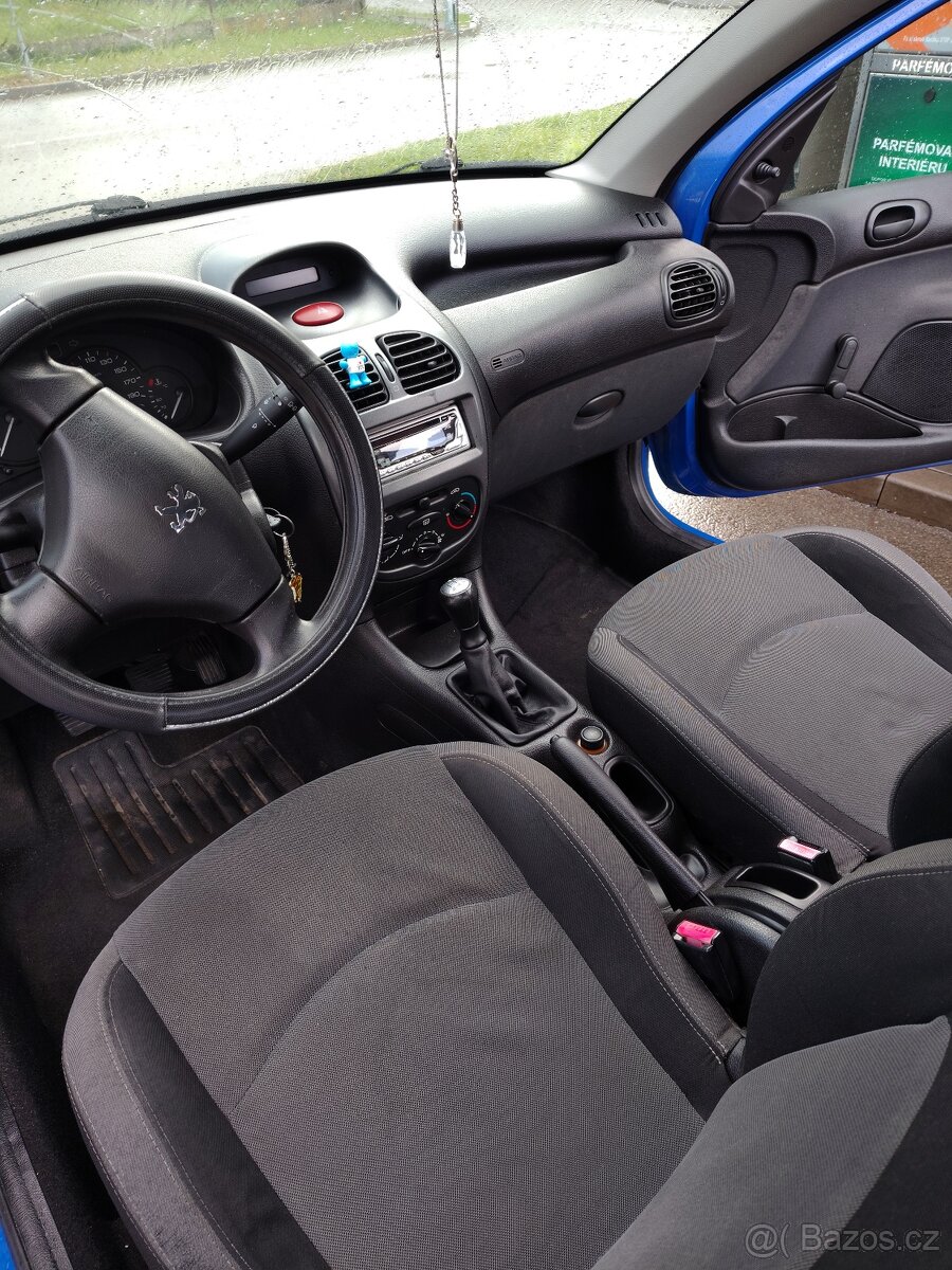 Peugeot 206 - 13