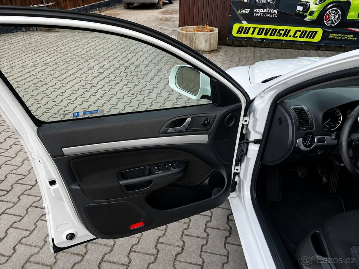 Škoda Octavia Combi 1,6 TDi (77kW)PŮVOD ČR - 13