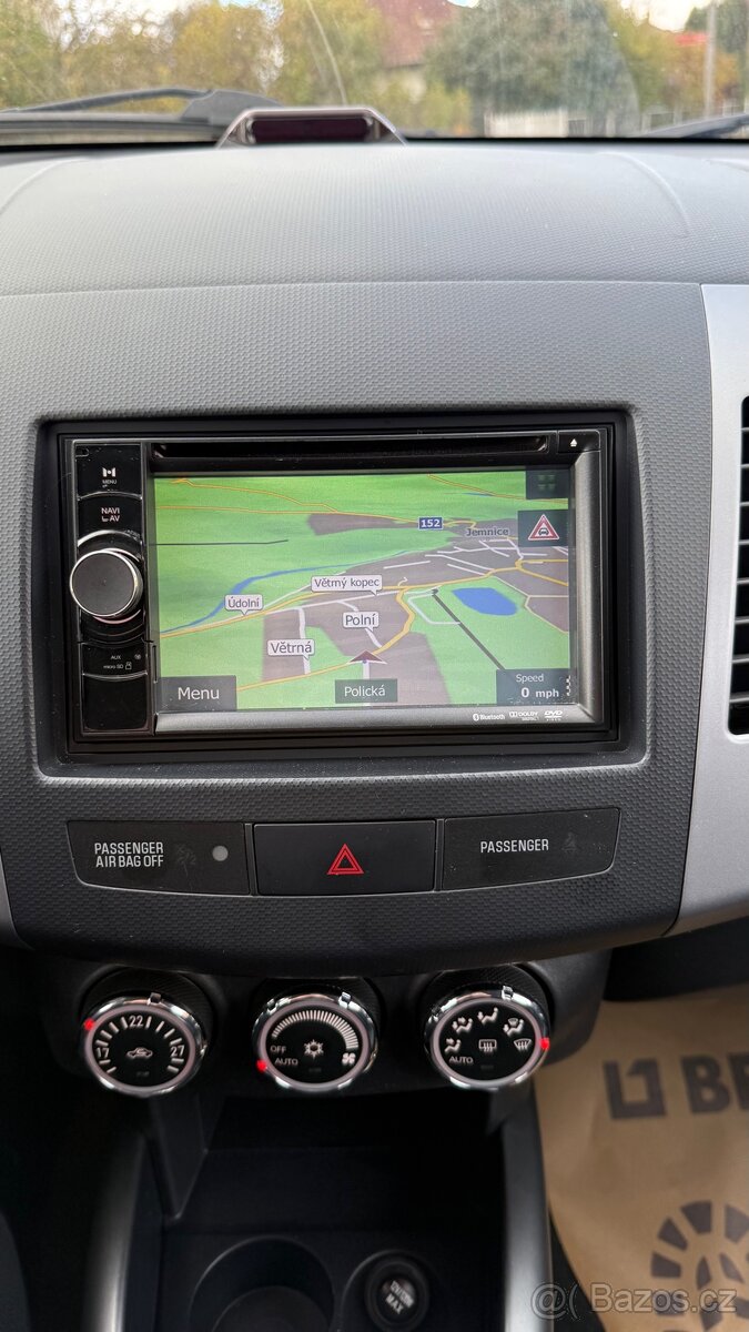 MITSUBISHI OUTLANDER 2.2DI-D 103kw 4x4 7 MIST - 13