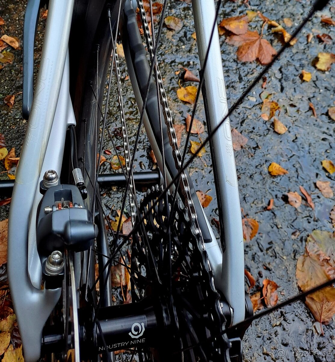 Specialized Epic 8 EVO Expert - 13