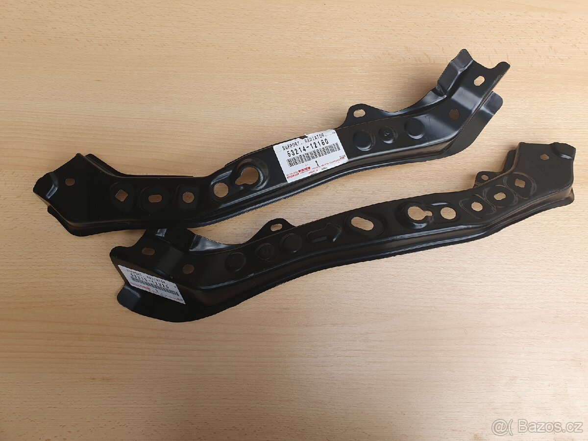 Corolla E21 doraz kapoty - 13