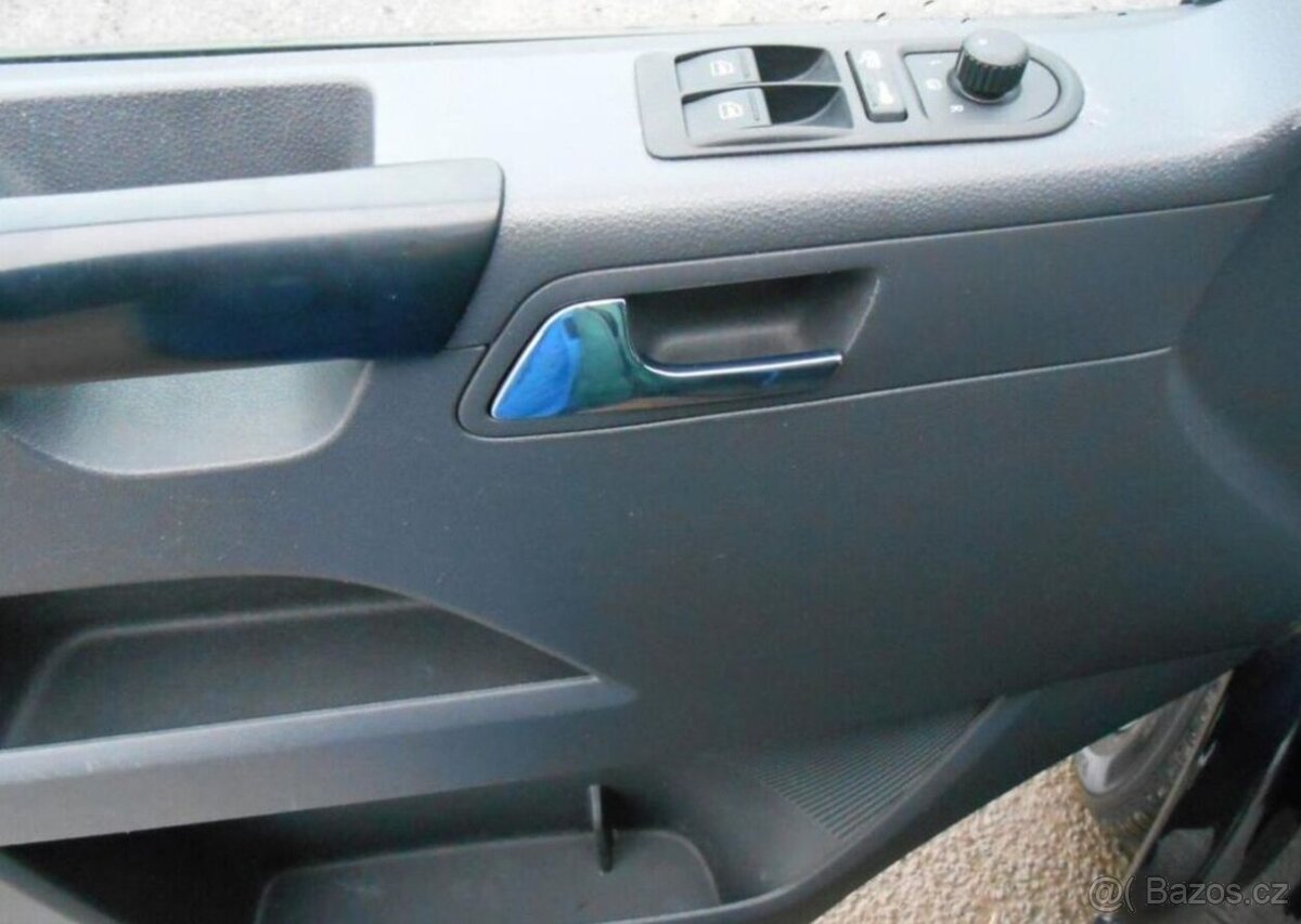 Volkswagen Multivan 1,9 TDI 92 kW 7Míst.Serviska nafta - 13