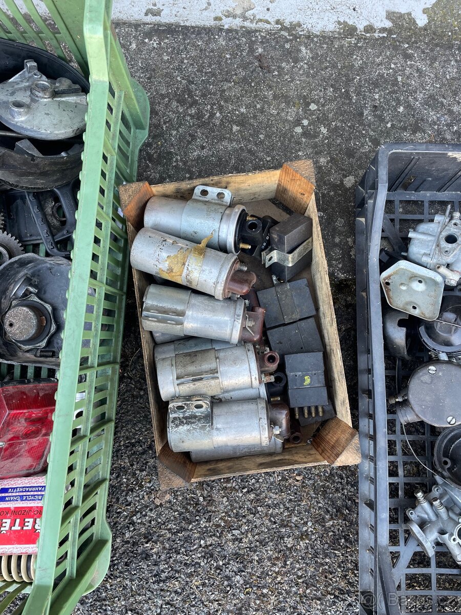 Babetta 207 + díly a výfuk - 13