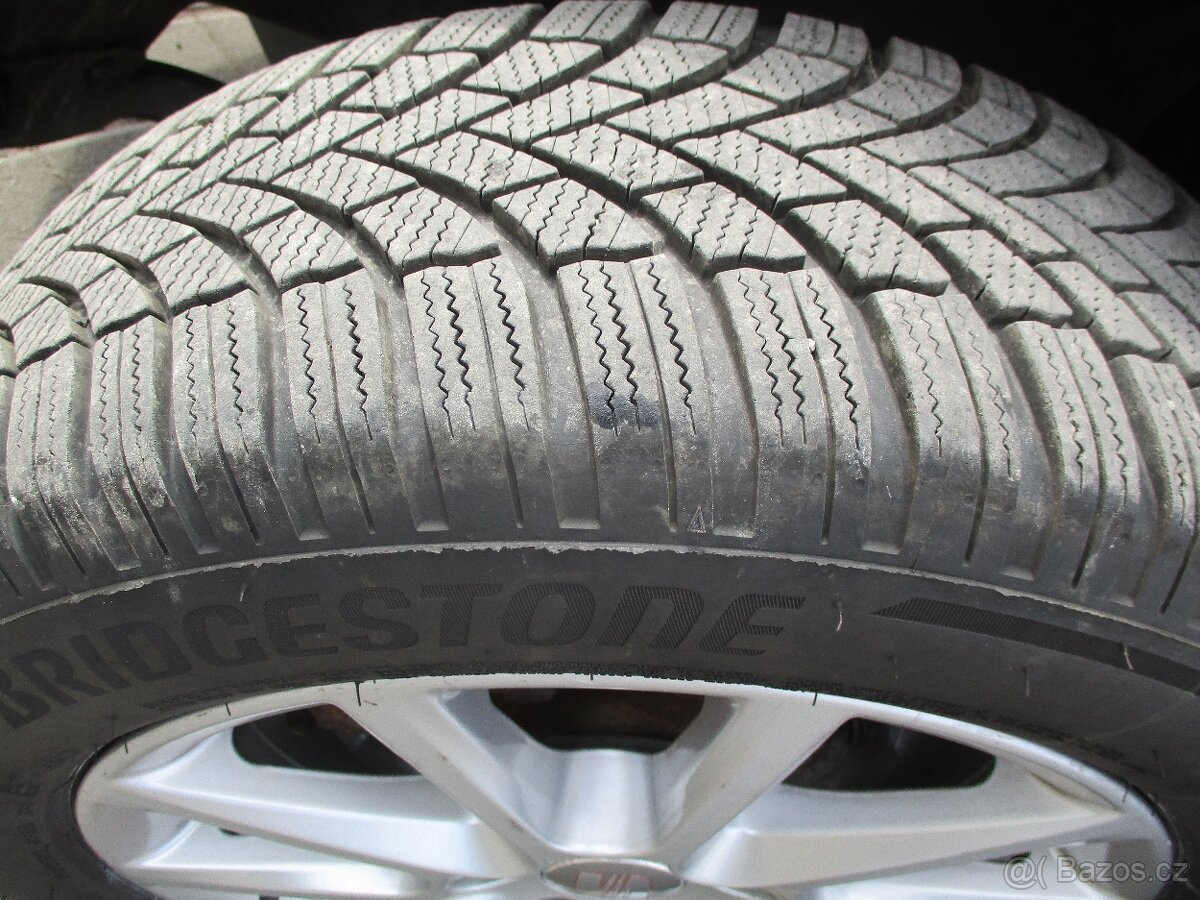 SEAT LEON 1,4 MPi 63kw KLIMA Euro5 2012 - 13