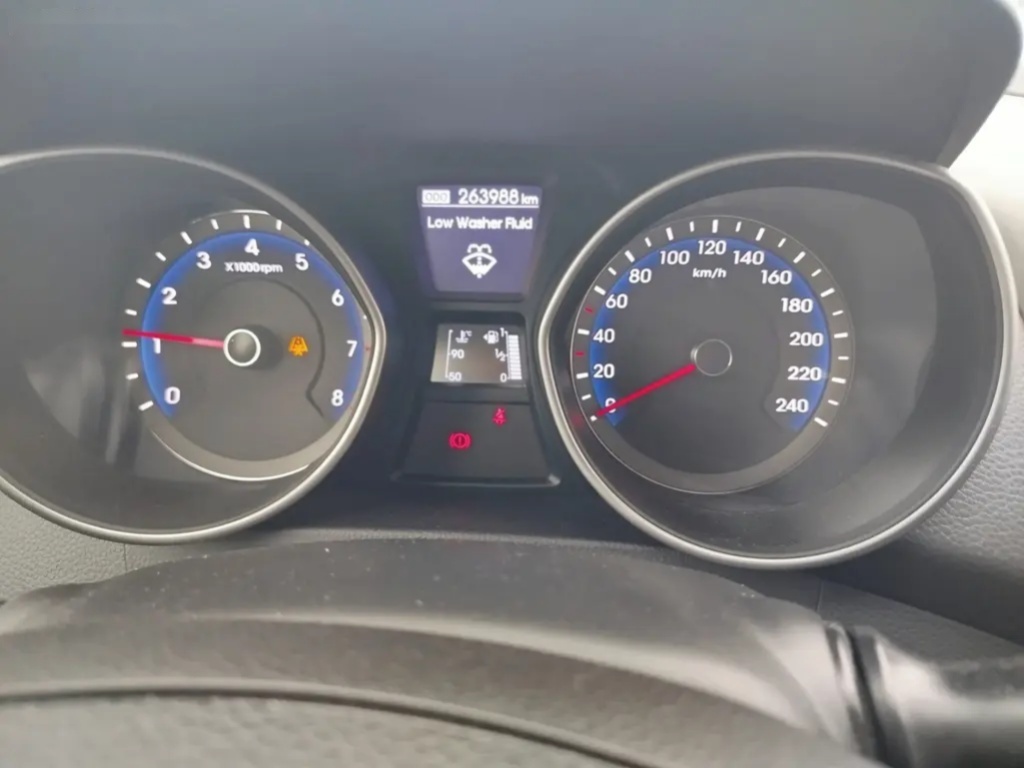 Hyundai i30, Kombi 1.4i 73kW Bourané - 13