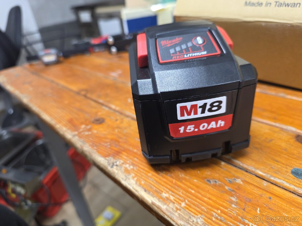 Milwaukee M18 12,6Ah a 15Ah baterie High Output - 13