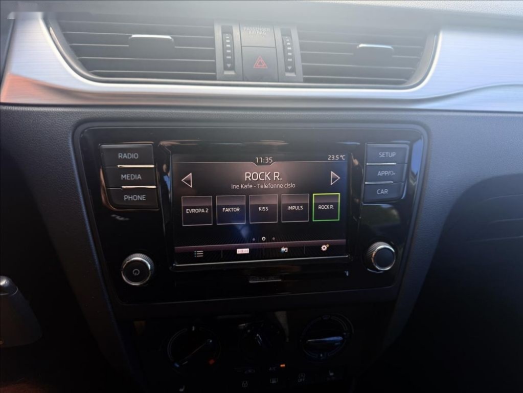 Škoda Rapid,1,0 TSi STYLE 1.Majitel ČR - 13