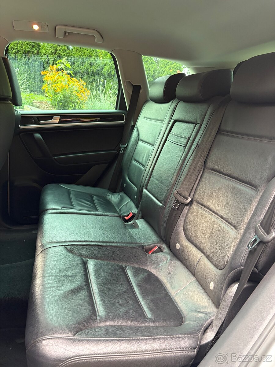 VW Touareg 2011 V6 TDI - 13
