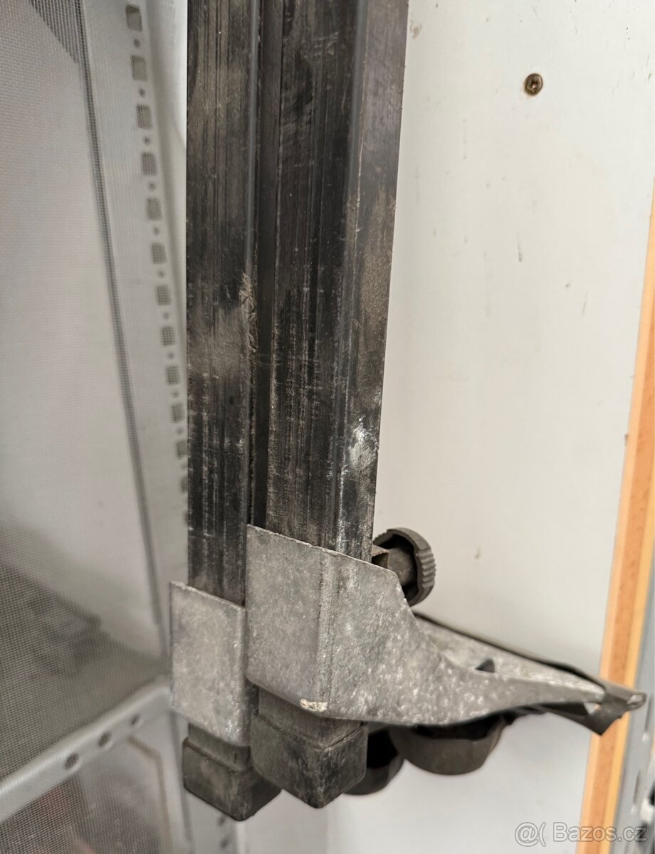 Prodám 5q manuální převodovku pro V8 - E39 540i - 13