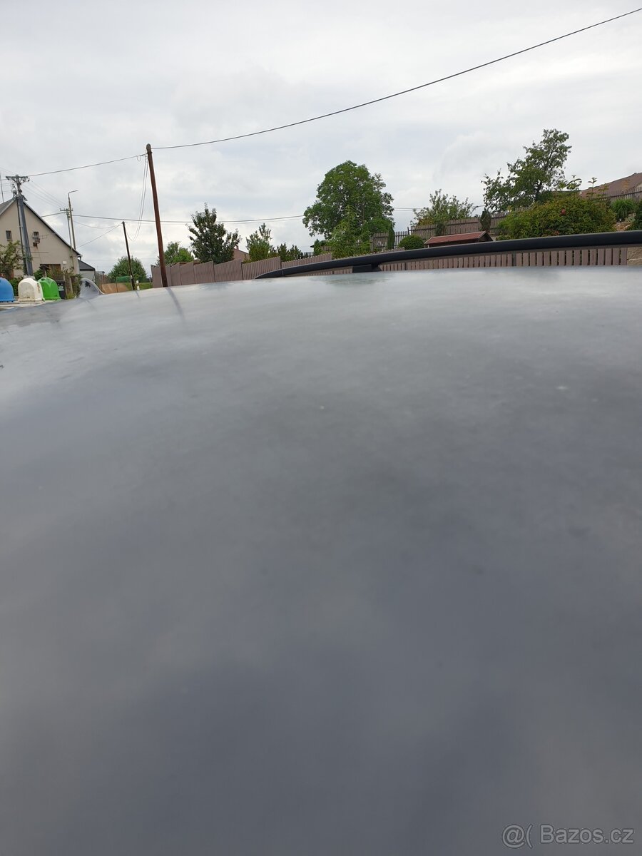 BMW E61 530D Manuál - 13