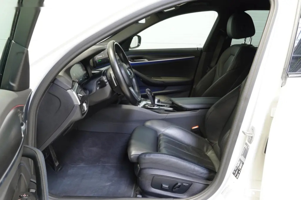 BMW Řada 5, 4x4,TAŽNÉ,DPH,ČR,Adaptiv LED - 13