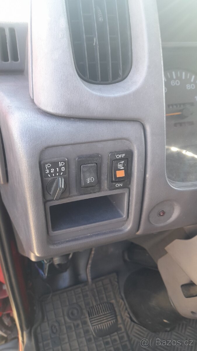 Nissan cabstar r.v 1999 ccm2950 - 13