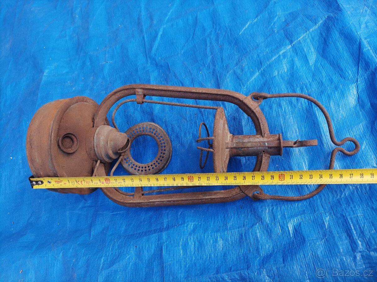 Stará petrolejová lampa PS - 13