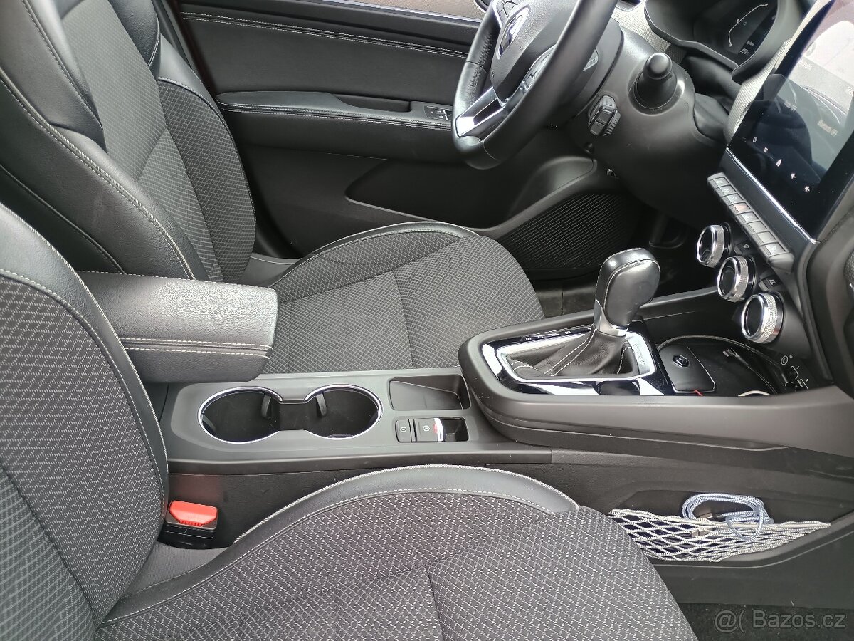 Renault Arkana Intens E-Tech 145 - pěkný stav - 13