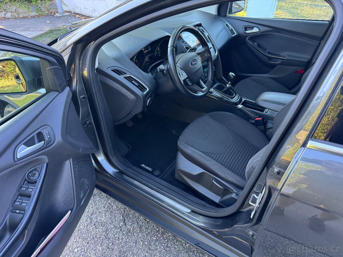 Ford Focus 1.5 TDCi Titanium, navigace, kamera - 13