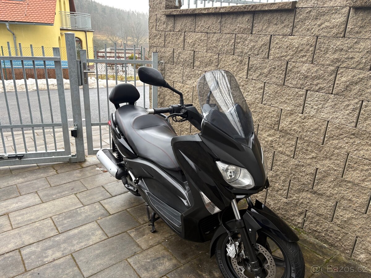 Yamaha x Max 125 2011 - 13