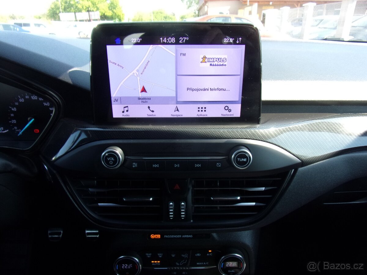 PRODÁM Ford Focus 1.0 EcoBoost ST-Line 1.maj. - 13