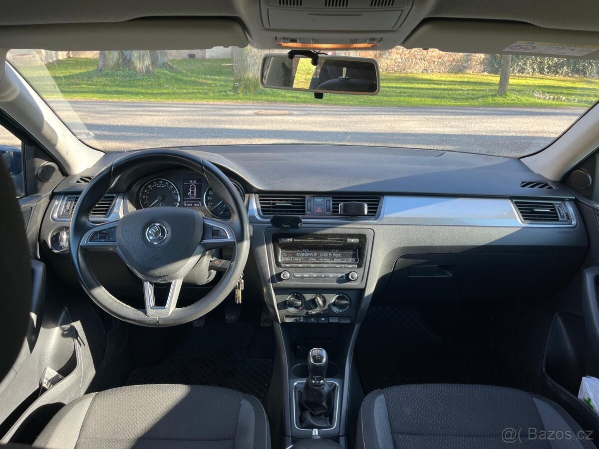Škoda Rapid 1.6 🚘 - 13