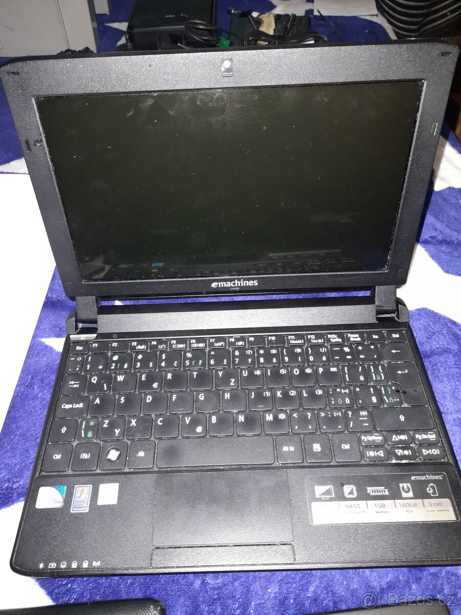 Elektronika telefony počítač tablety - 13