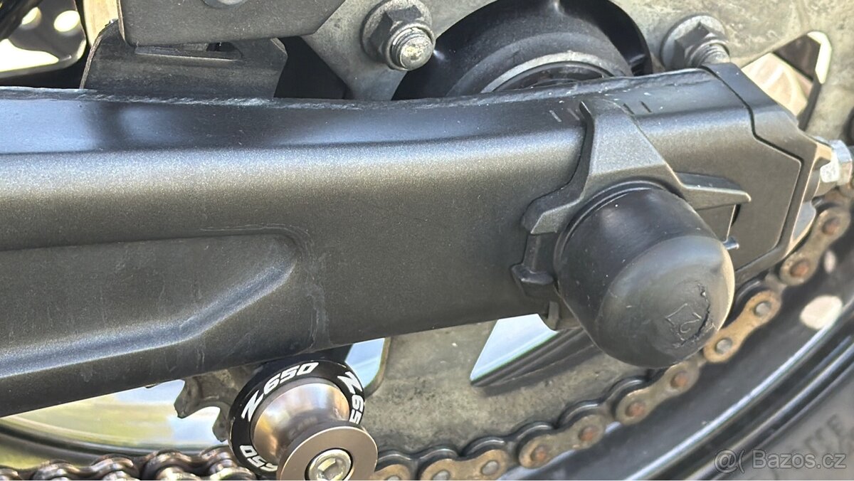Kawasaki Z650 - 13