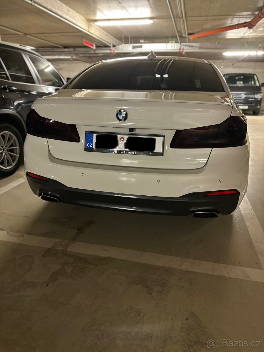 530d xDrive M-Paket TOP stav - 13