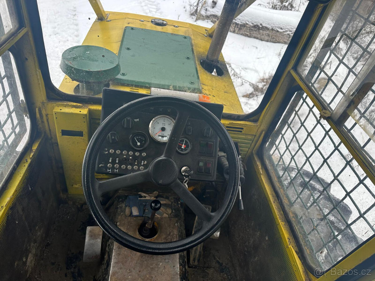 Lesní traktor - LKT 81 - 13