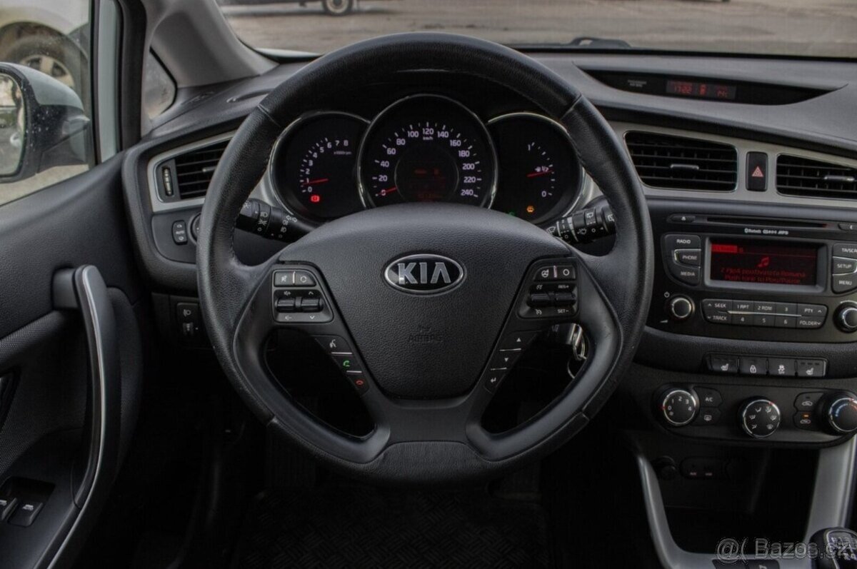 Kia ProCeed 1.4 73KW, benzin, 6st. Manual - 13