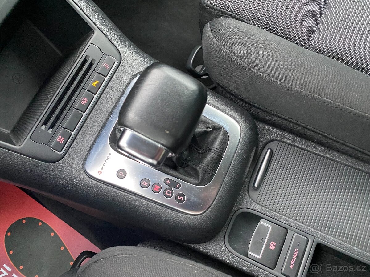VW Tiguan 2.0 TDi DSG 4x4, Servis, Senzory - 13