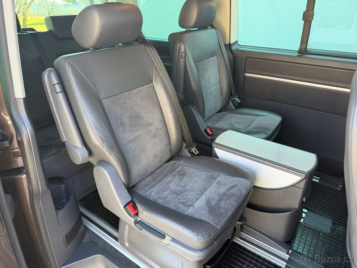 VW Multivan 2.0 TDi - Highline - 142tis najeto - DSG - 13