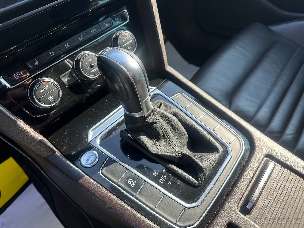 Volkswagen Passat 2016 - 13