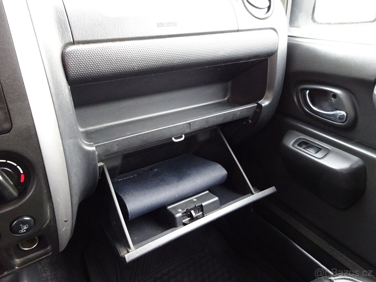 Suzuki Jimny 1,5 DCI - 13