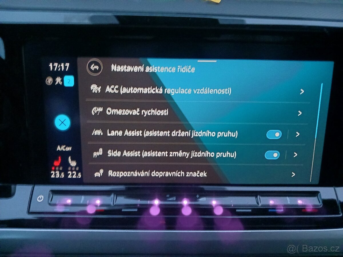 Volkswagen Multivan 2,0 TSI 150kW LONG STYLE - 13