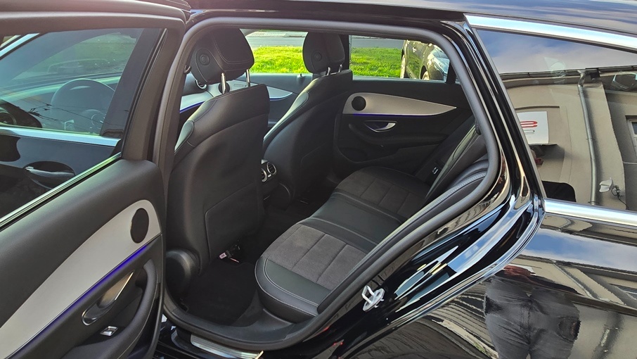 Mercedes-Benz E220 CDI T 4MATIC 143kW - 13